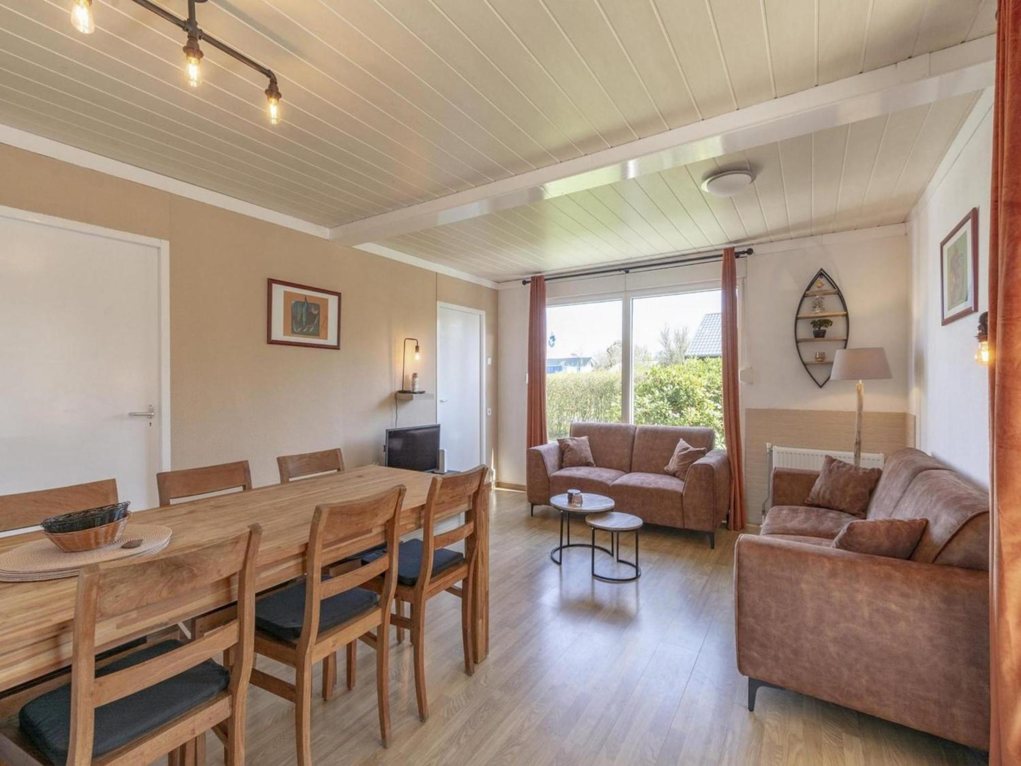 Marvelous Bungalow Near Sandy Beach Джулианадорп Екстериор снимка